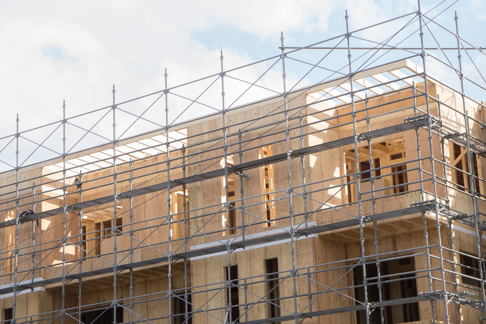 木造アパートの解体費用はいくら？相場から安く抑えるコツ、注意点まで徹底解説